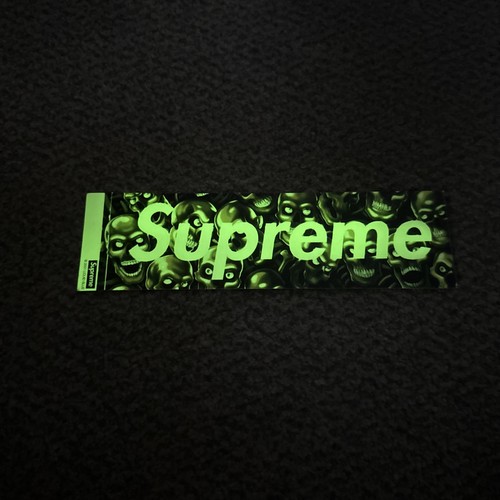 Supreme skull pile box logo - box,