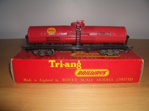 Triang r117 oil tanker - triang, tc