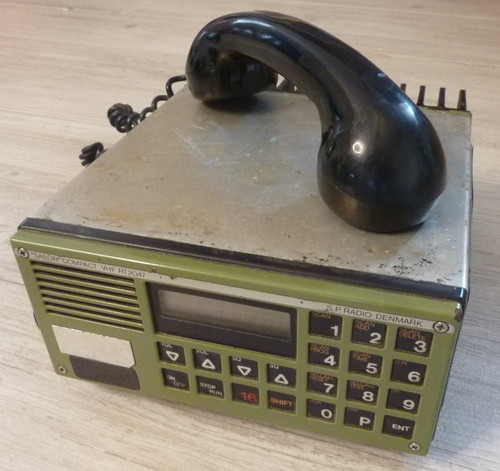 Sailor rt2047 compact vhf - sailor,