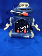 Tomy dancing robot  Dj Radio