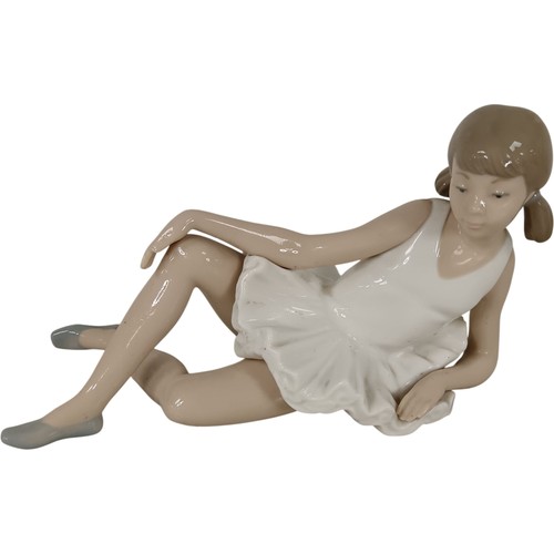 Nao lladro reclining - nao,
