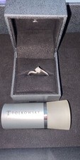Tolkowsky 18ct White Gold 0.36ct Diamond Twist Ring. Size M
