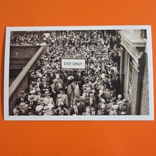 LONDON TRANSPORT POSTCARD~