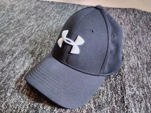 Under armour fitted - fitted, baseball