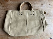 GAP TOTE BEIGE LEATHER HANDBAG LARGE - GOOD CONDITION