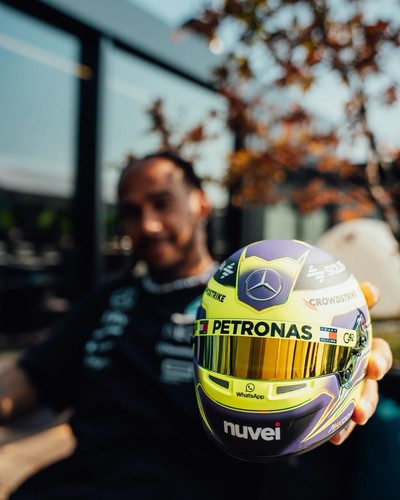 Lewis hamilton 2024 mini - lewis,