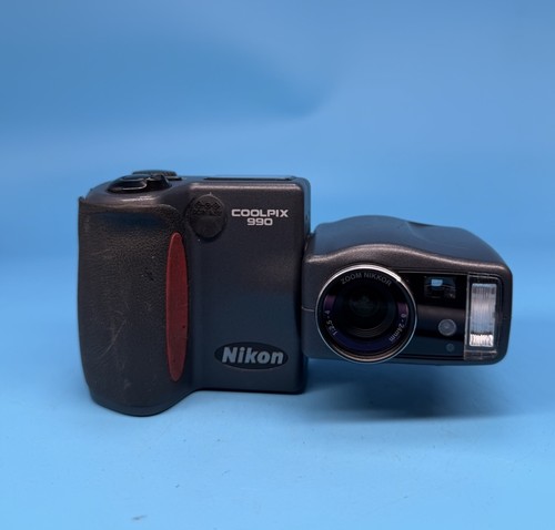 Nikon coolpix 990 - nikon,