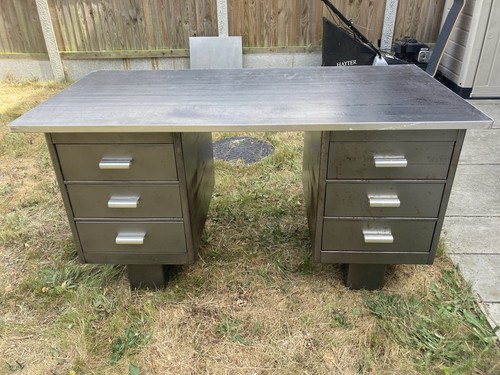 Grey metal pedestal office - grey,
