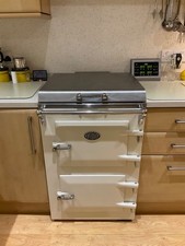 Everhot 60 range cooker (Colour cream) 5 yrs old Immaculate condition.