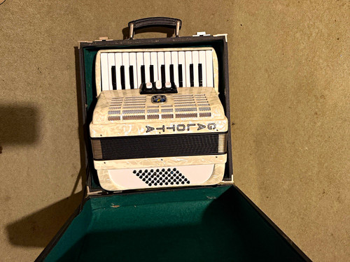 Galotta small piano accordion - galotta,