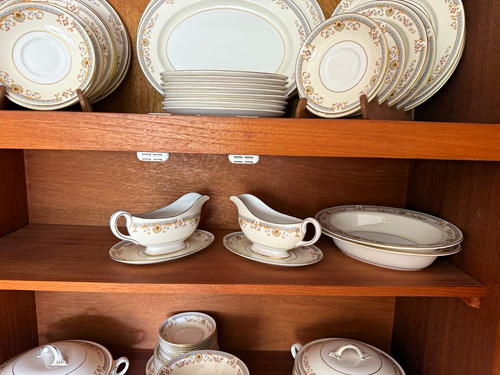Aynsley shelbourne bone china - bone,