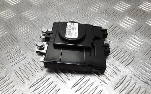 Mercedes benz w204 antenna - mercedes-benz,