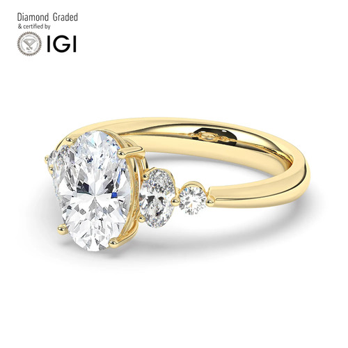 Oval diamond trilogy ring - ring, 18k