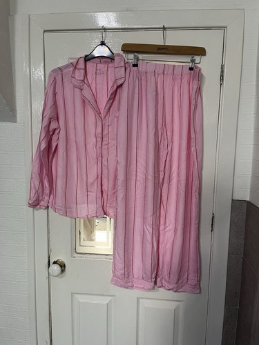 Ladies pyjamas primark - primark,