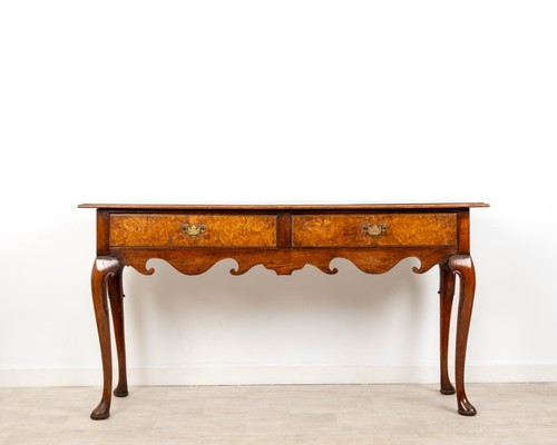 Antique queen anne style burr - queen,