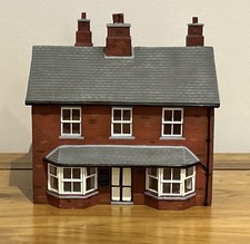 Hornby building skaledale - building,