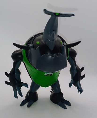Ben omniverse eatle figure - 10,