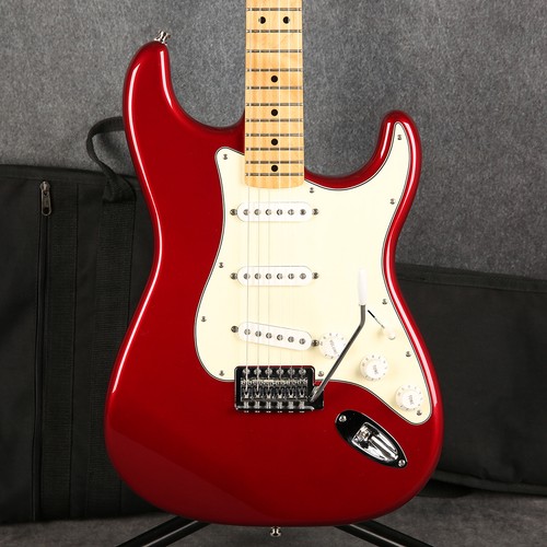 Fender standard stratocaster - fender,