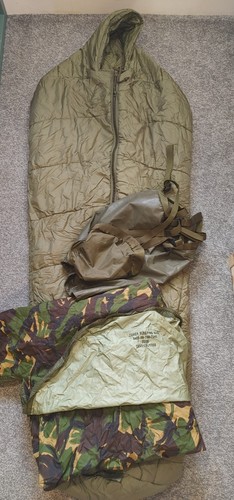 British army arctic - army, sleeping