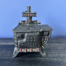 Vintage queen miniature cast - miniature,