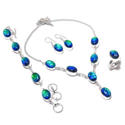Green triplet opal gemstone - green,