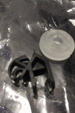 Ford Bonnet Stay Clip &
