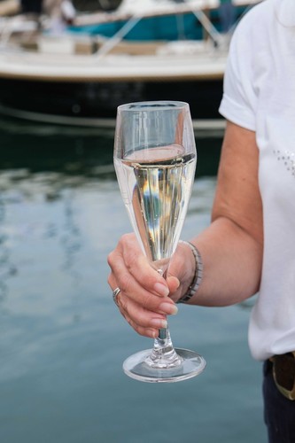 Pink prosecco flutes - -,