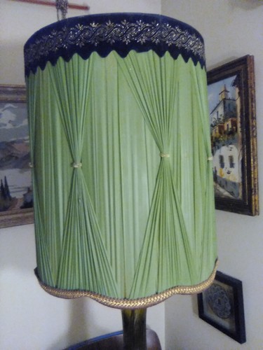 Mcm vinyl olive green lamp - mcm,