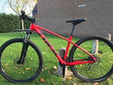 TREK Marlin 6 Hydraulic 29er Mountain Bike - MINT Condition