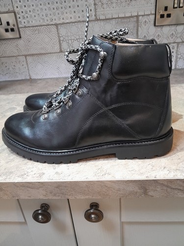Hudson black lace up - by.,
