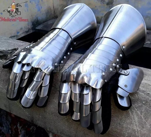 Medieval knight gauntlets - knight,