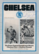 Chelsea v Chelsea Past X1 (Peter Osgood Testimonial) 1975/1976 - AUTOGRAPHED