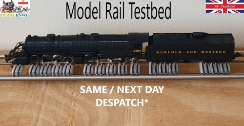 Gauge 00 and 8 - /,