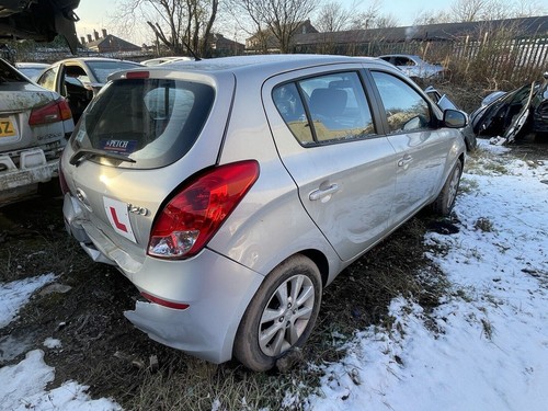 Hyundai i20 wheel nut - hyundai,