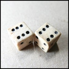 Antique 2 x Dice Bone Small
