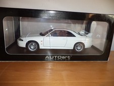 1/18 Nissan skyline R33 GT-R, V-Spec RHD, Auto art, Very Rare find another