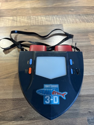 Tomytronic shark attack - tomytronic,