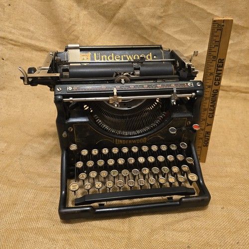 Antique vintage underwood - antique,
