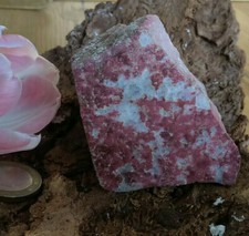 Thulite Cut from Norway/Leksvik 232g Healing Stone Pink "Energy Stone"