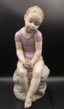  Lladro nao figurine 683 youth girl sitting on rock with roses flowers perfect 