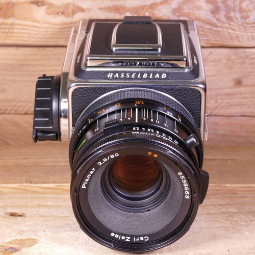 Used hasselblad 501cm medium - used,