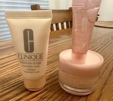 CLINIQUE “MOISTURE SURGE”