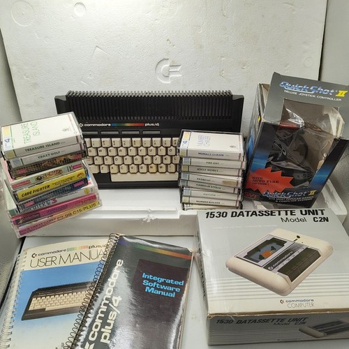 Commodore plus 4 computer - plus,