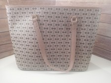 Ochnik beige monogram logo - ​ochnik,
