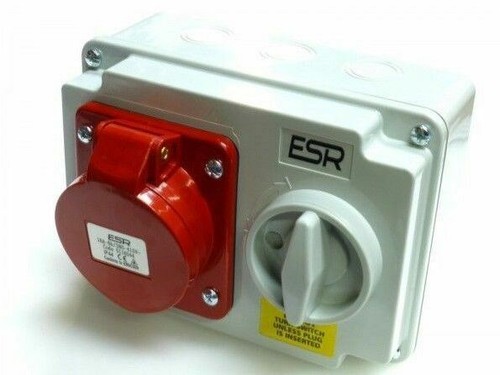 Interlocked switched socket - , 3