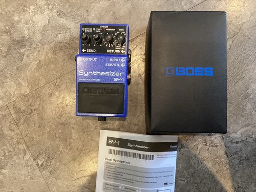 Boss synthesizer guitar - synthesizer,