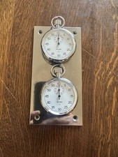 2x Wonderful Vintage Stop