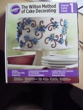 The Wilton Method of Cake