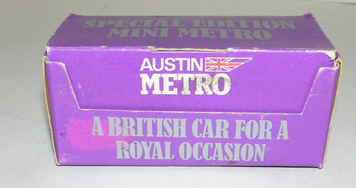 Corgi toys 51693 - austin, mini