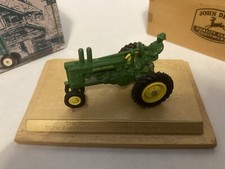 JOHN DEERE MODEL A TRACTOR